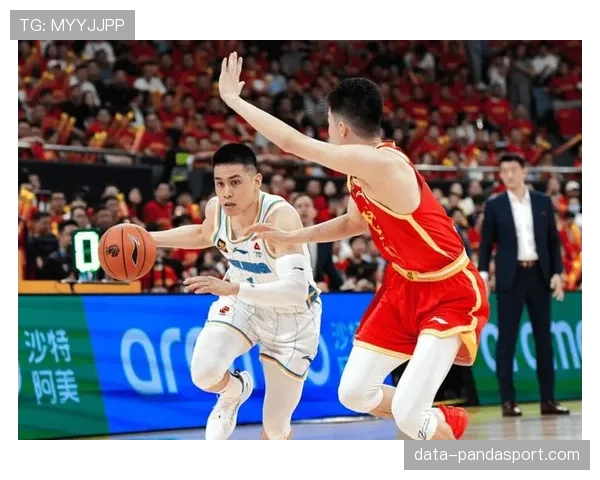 什么情况下快攻犯规会被吹罚，具体标准是什么？
